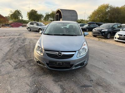Opel Corsa D Edition